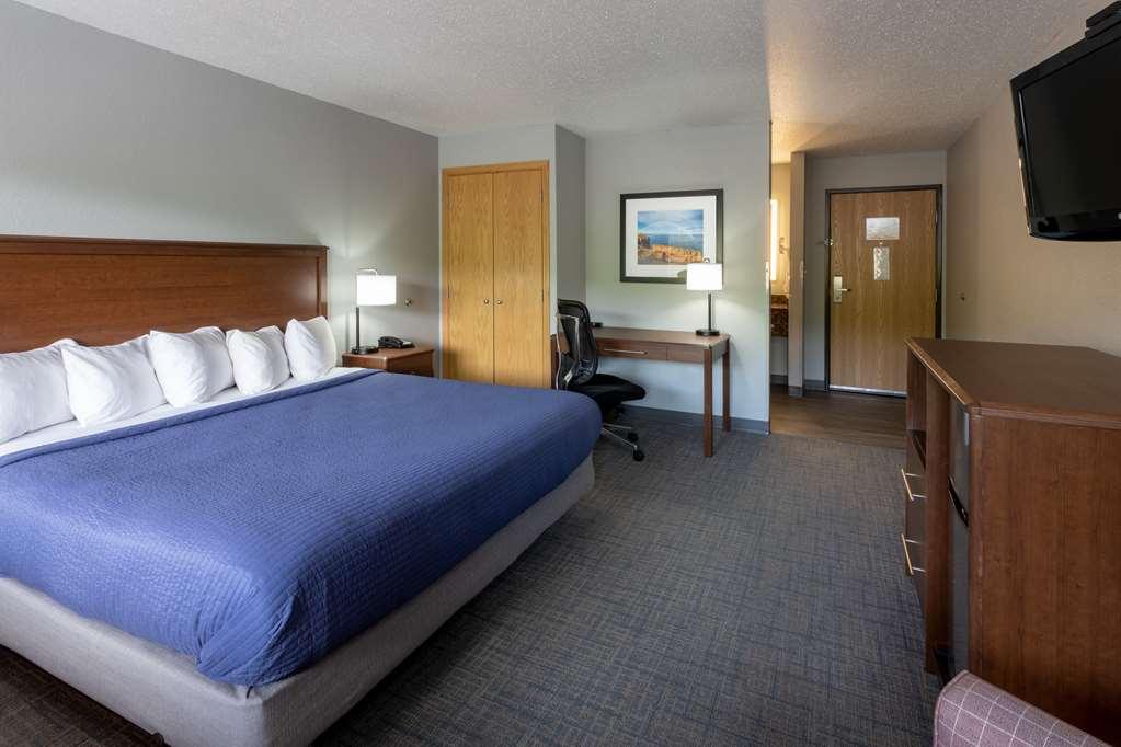 Black Beach Inn By Grandstay Silver Bay Room photo